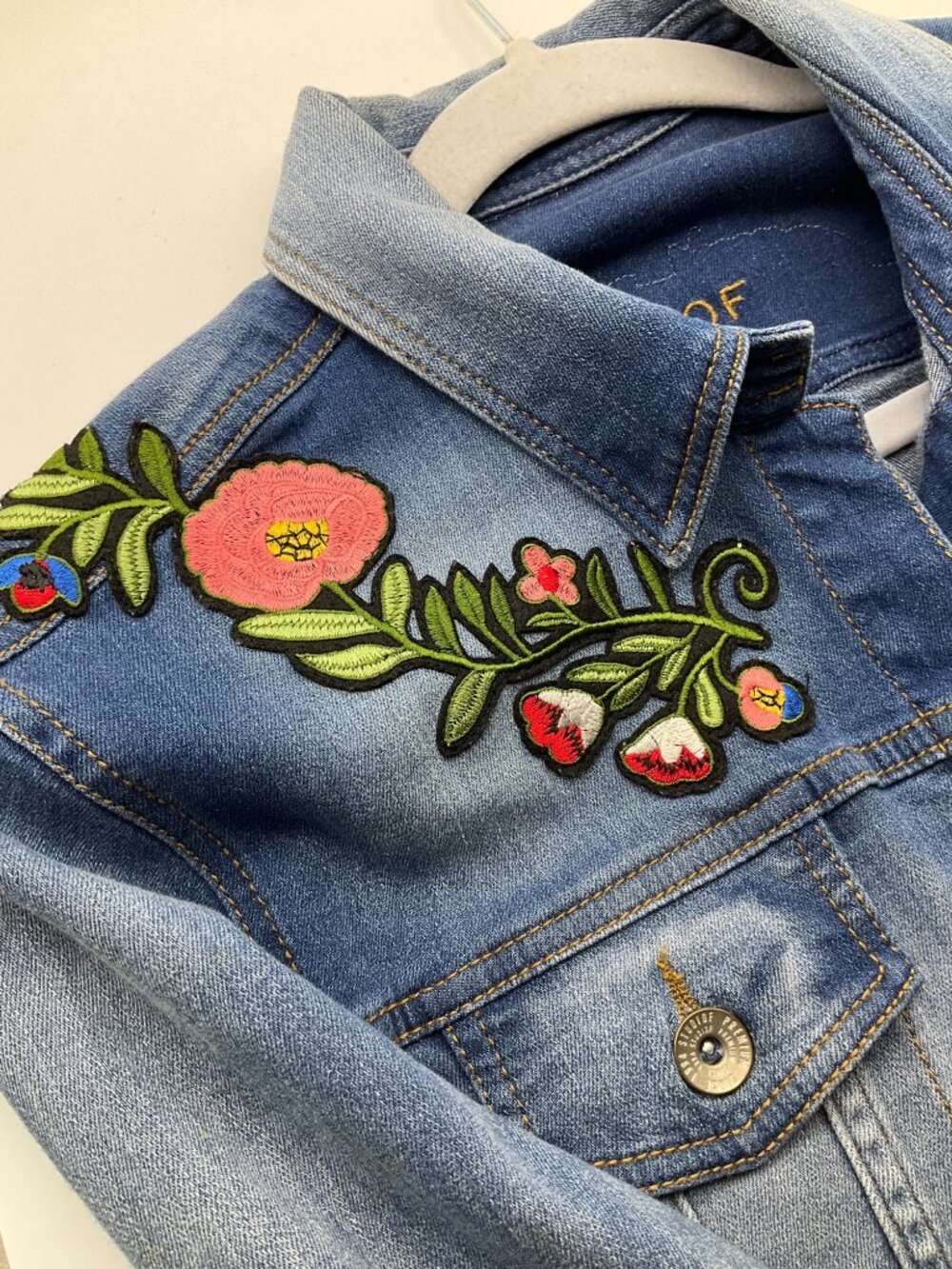 Studio F Med Embroidered Denim Jacket Floral & Tiger Stretch Boho Made Colombia - Picture 6 of 16